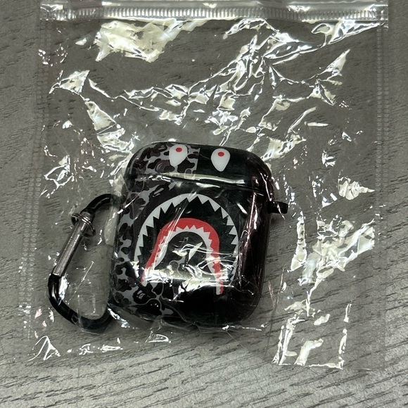 (Bundle of 3) Airpods 1 & 2 Case Covers Shark Mouth Camo Design for Airpod 1 & 2 - Picture 8 of 8